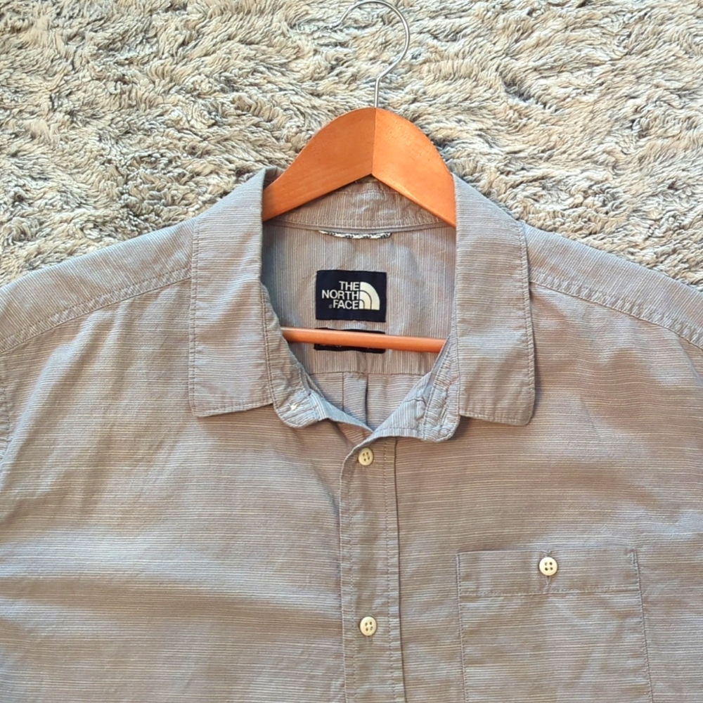 North Face Men's Short Sleeve Shirt